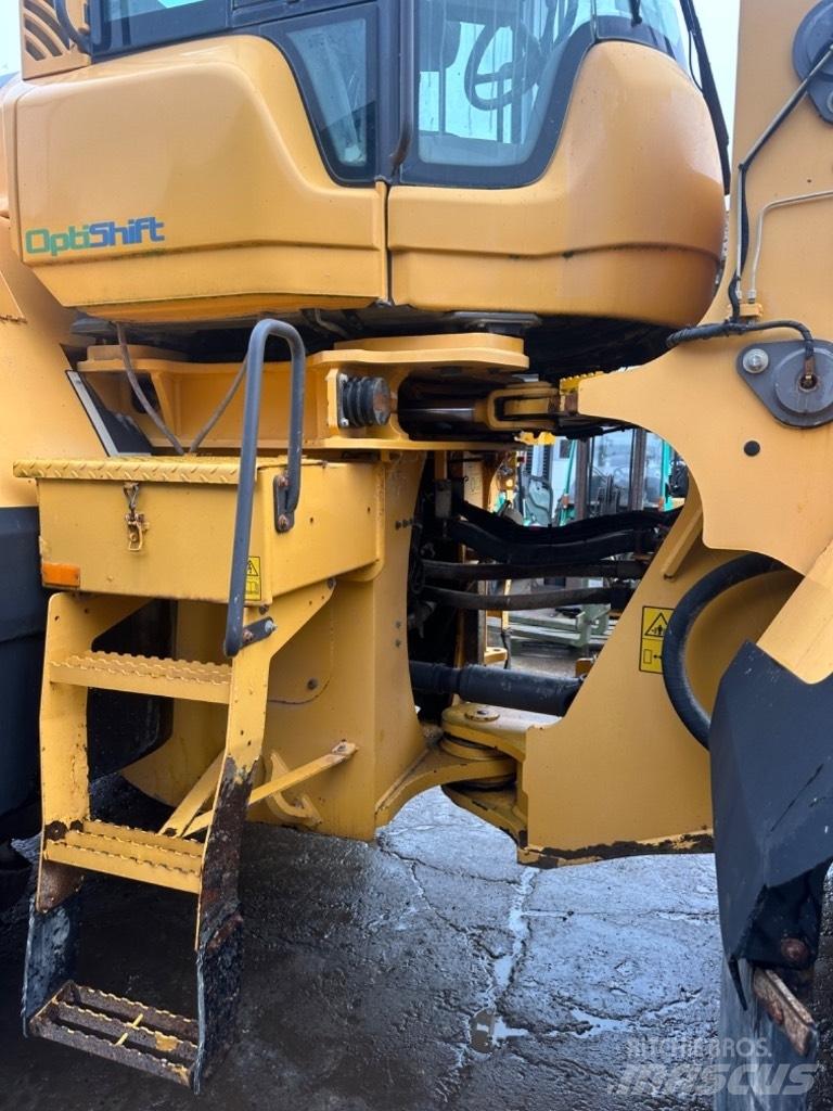Volvo L 220 G Cargadoras sobre ruedas