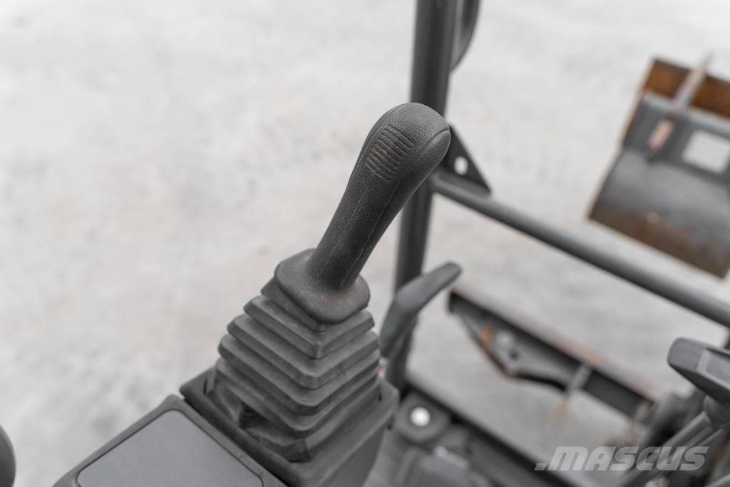 CASE CX 17 D Mini excavadoras < 7t