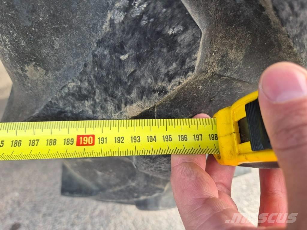 Sieger SM 2700/24 Pulverizadores arrastrados