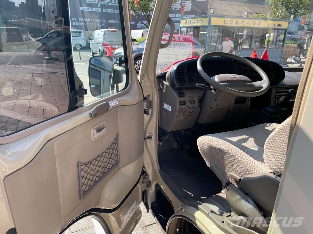 Toyota Coaster Bus Mini autobuses