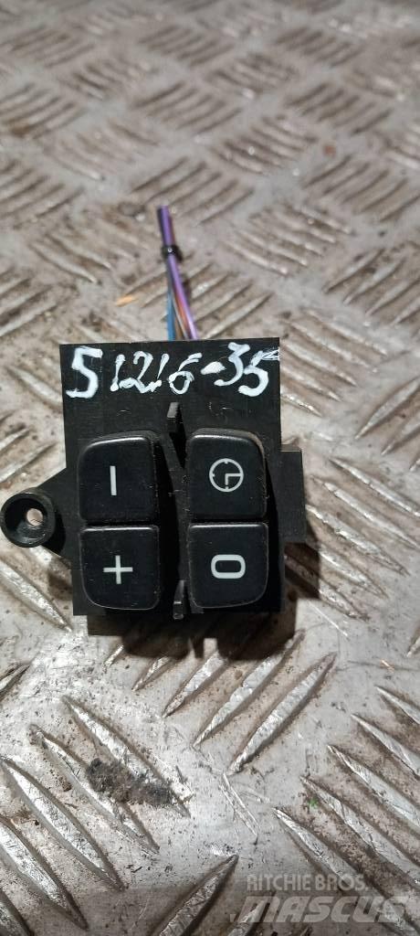 Scania R 440   1789934 Cabinas e interior