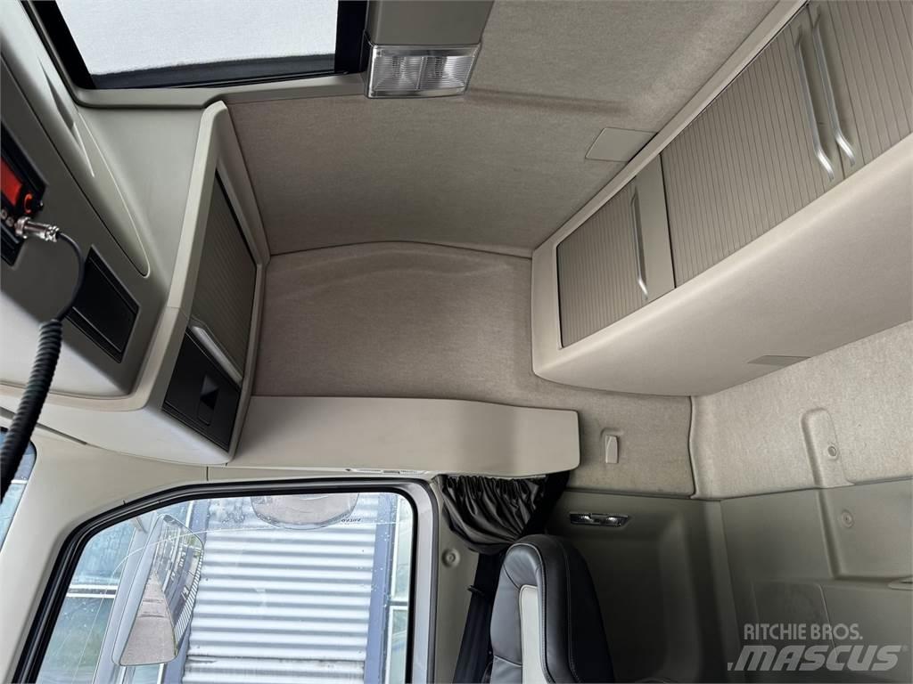 Volvo FH540 8x4 Camiones bañeras basculantes o volquetes