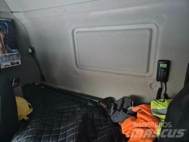 Scania R 560 Camiones polibrazo
