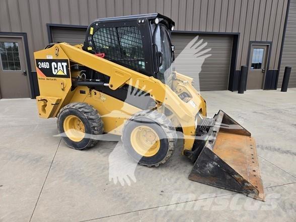 CAT 246D Minicargadoras