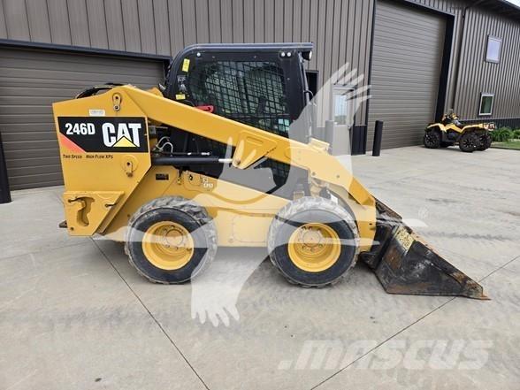 CAT 246D Minicargadoras
