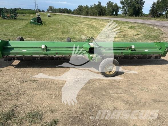 John Deere 120 Segadoras