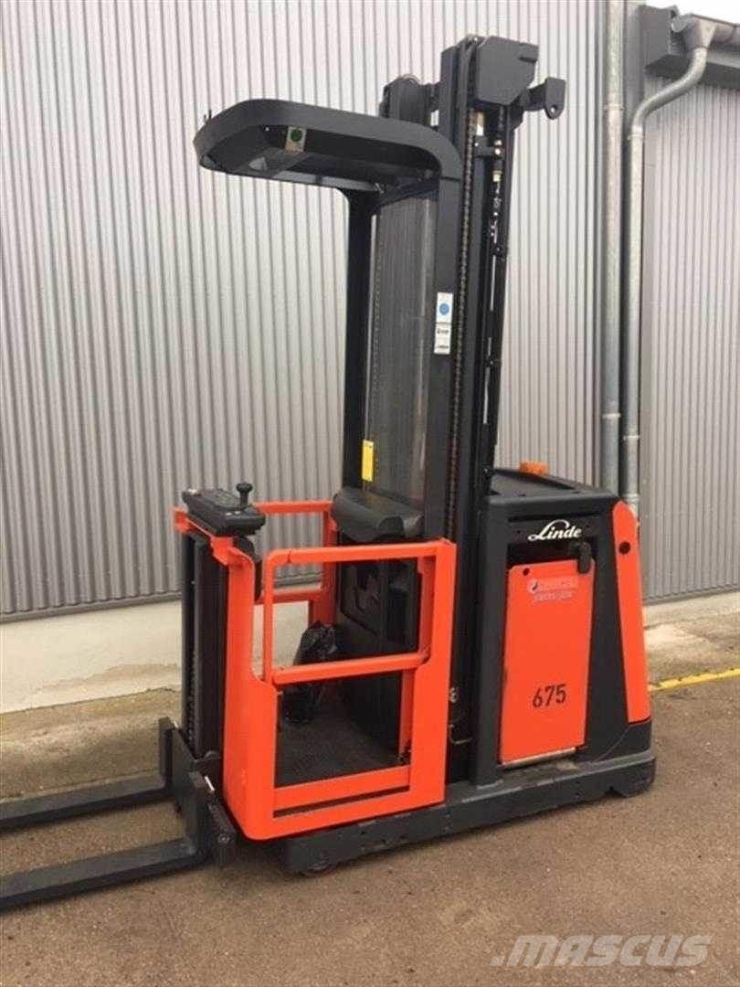 Linde V11 Recogepedidos de gran altura