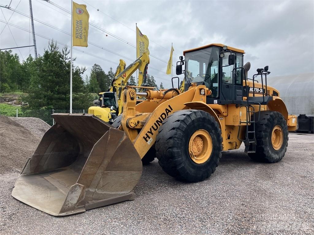 Hyundai HL 770-7 A Cargadoras sobre ruedas