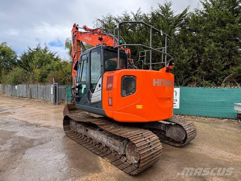 Hitachi ZX 135 US-5B Excavadoras de cadenas