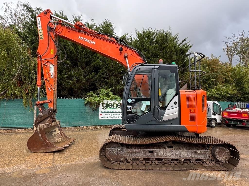 Hitachi ZX 135 US-5B Excavadoras de cadenas