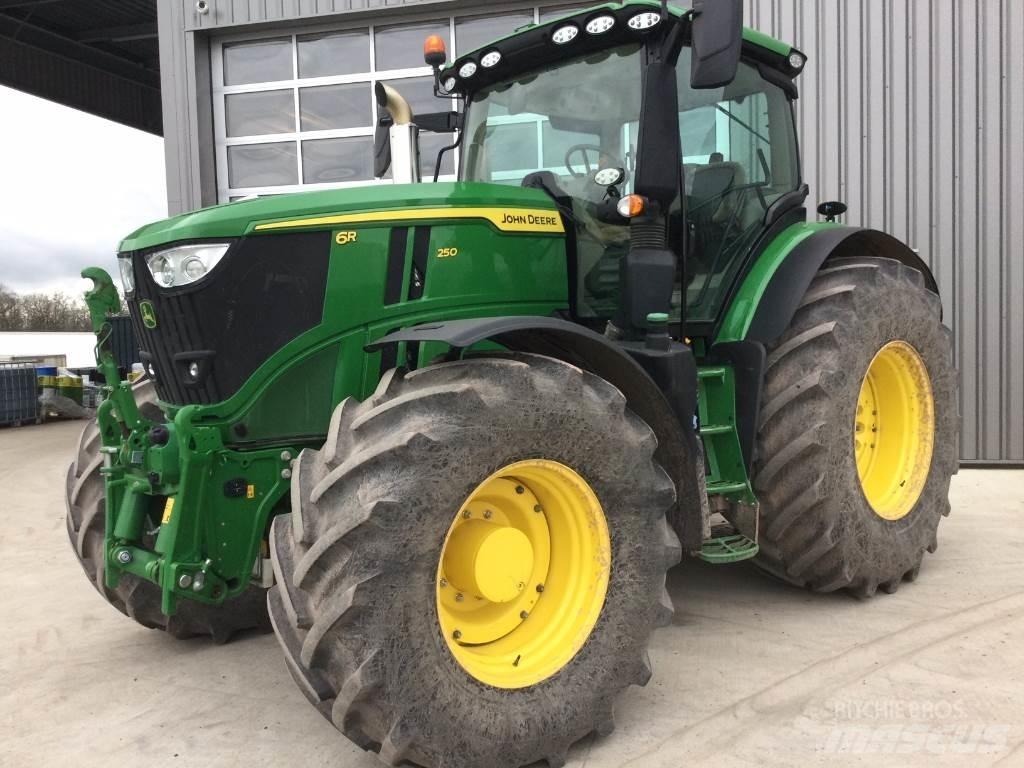 John Deere 6R250 Tractores