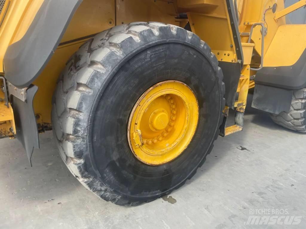 Volvo L180G Cargadoras sobre ruedas