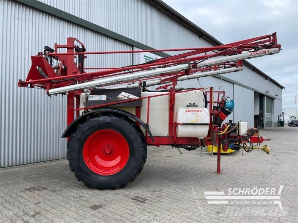 Jacoby 3500 L Pulverizadores arrastrados