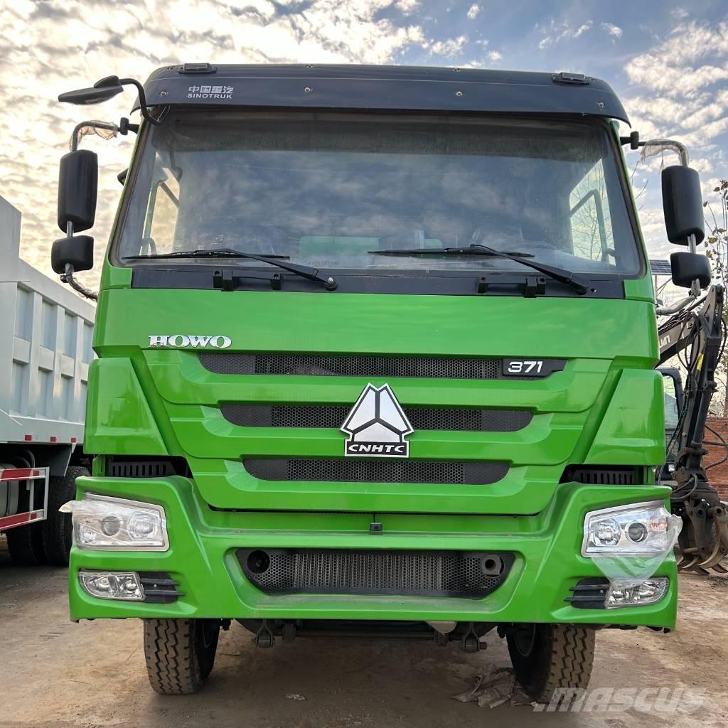 Howo 371 Camiones caja cerrada