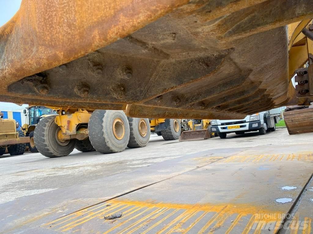CAT D6T XL NVT Buldozer sobre oruga