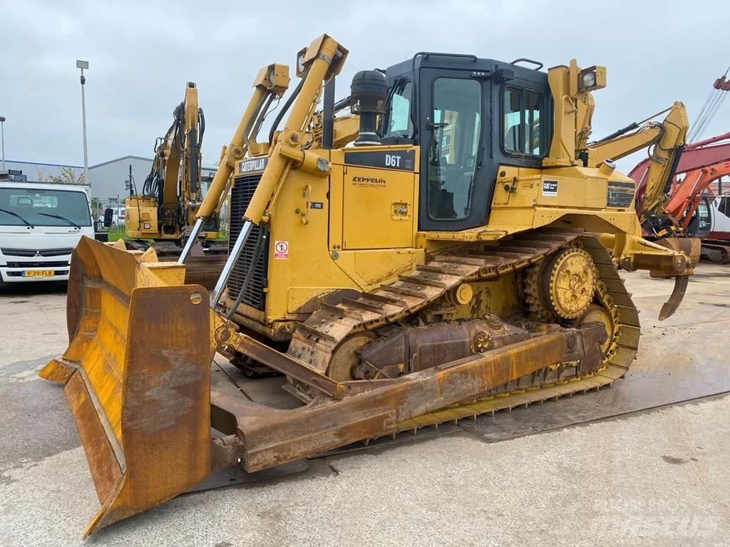 CAT D6T XL NVT Buldozer sobre oruga
