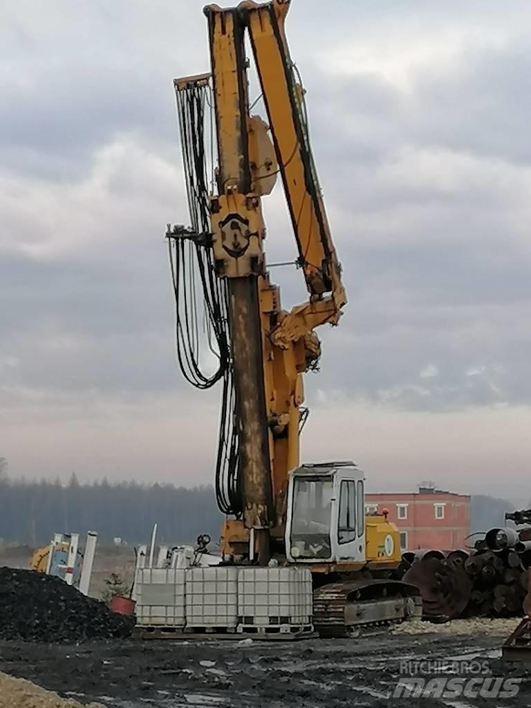 Bauer BG 12 V Máquinas de pilotes