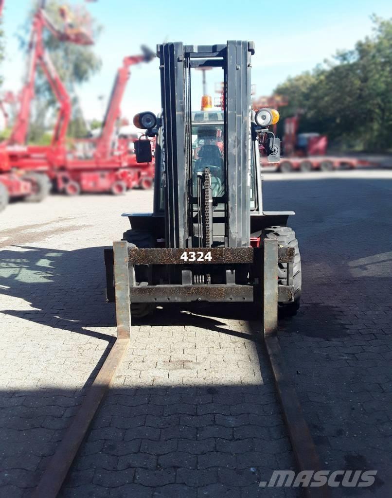 Ausa C 300 H X4 Carretillas elevadoras todo terreno