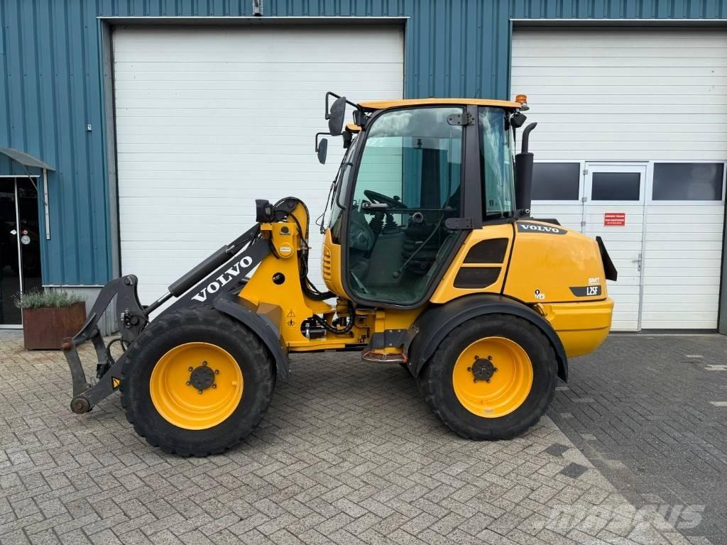 Volvo L 25 F Cargadoras sobre ruedas