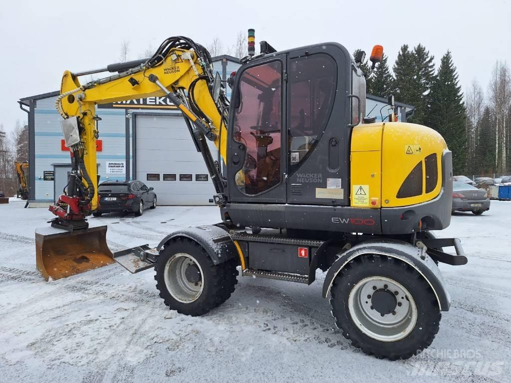 Wacker Neuson 9503-2 Excavadoras de ruedas