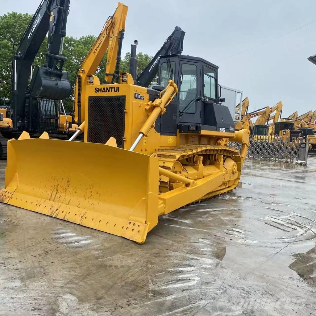 Shantui SD 22 Buldozer sobre oruga