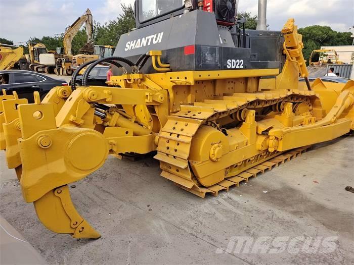 Shantui SD 22 Buldozer sobre oruga
