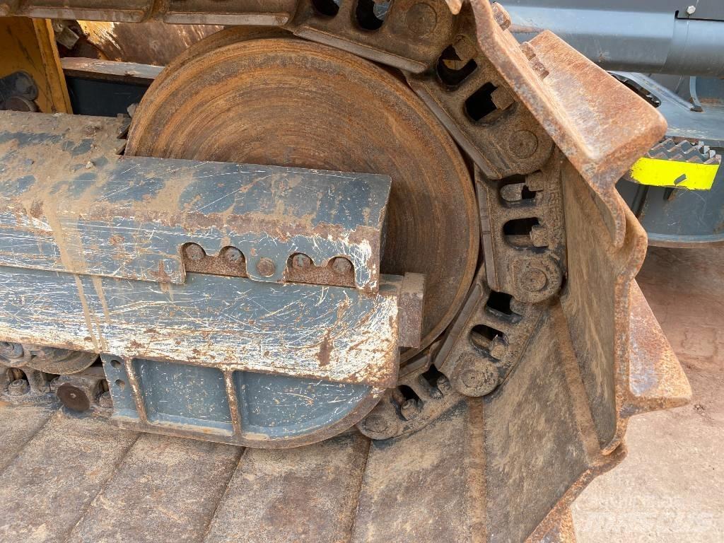 Liebherr PR 716 LGP Buldozer sobre oruga