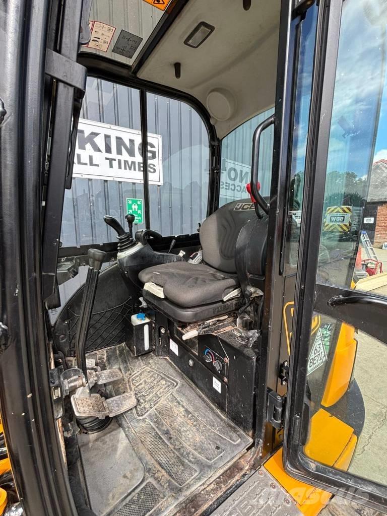JCB 8026 CTS Mini excavadoras < 7t