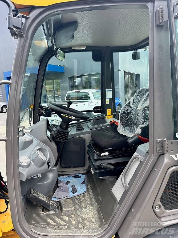 Volvo L 25 Electric Cargadoras sobre ruedas