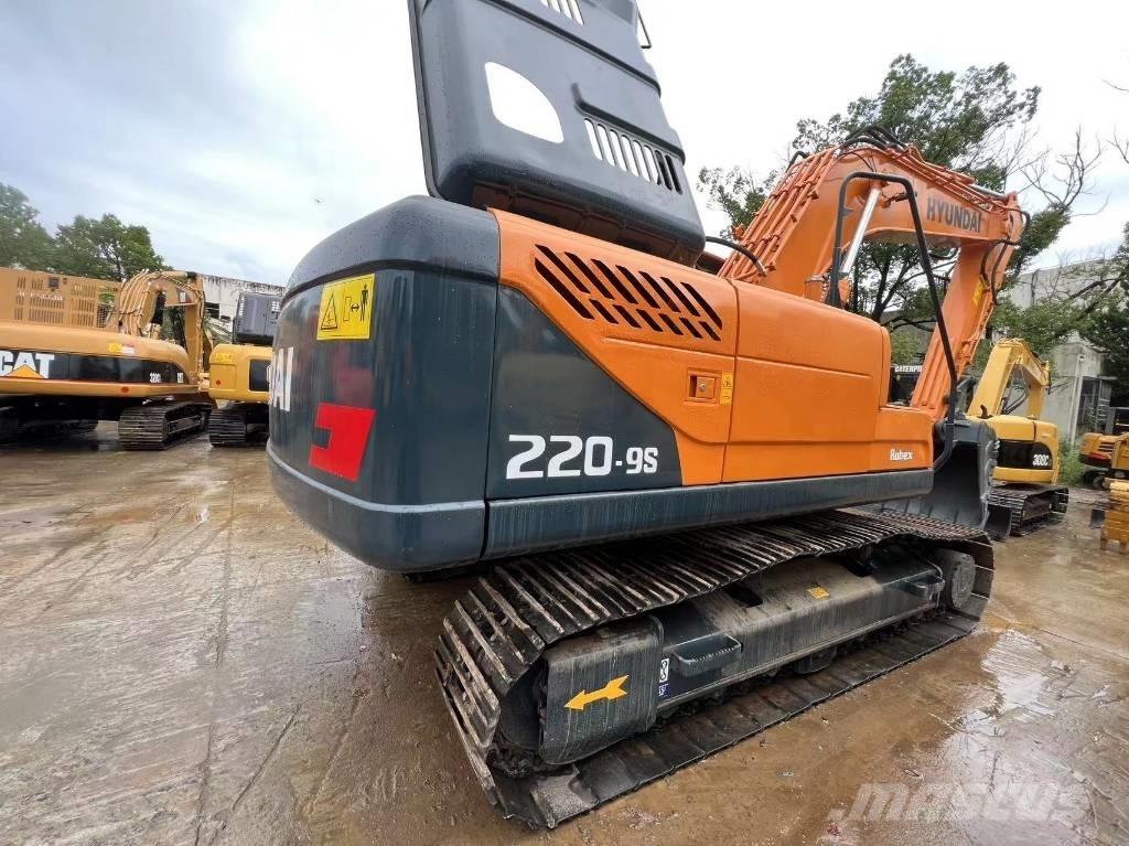 Hyundai 220 LC-9 Excavadoras de cadenas
