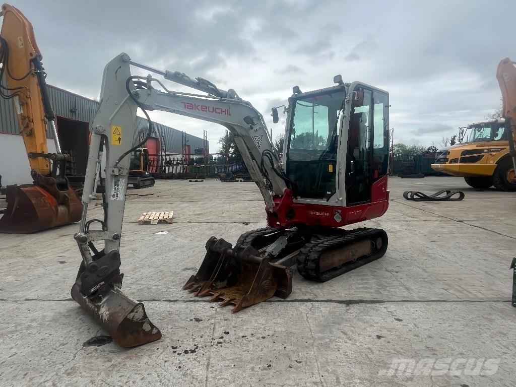 Takeuchi TB 230 Mini excavadoras < 7t