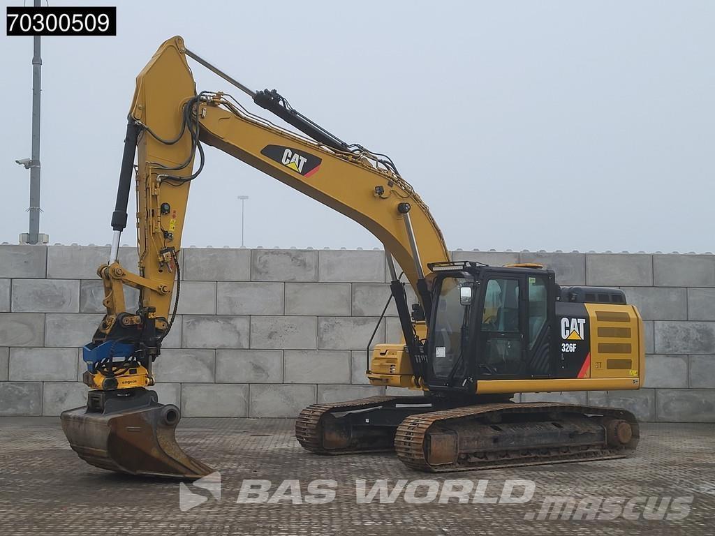 CAT 326 F L Excavadoras de cadenas