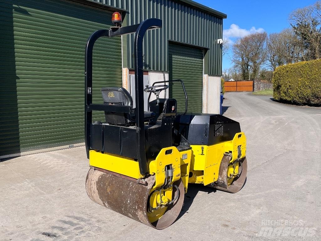 Bomag BW 120 AD-3 Rodillos de doble tambor