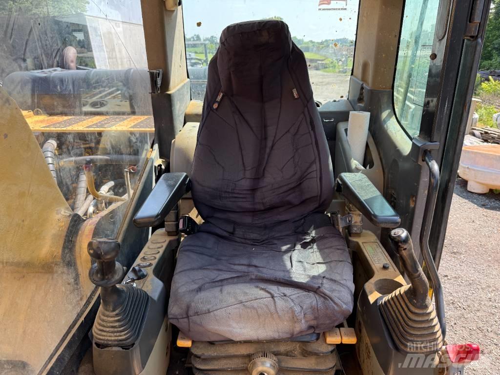 Komatsu PC 200 LC-8 Excavadoras de cadenas