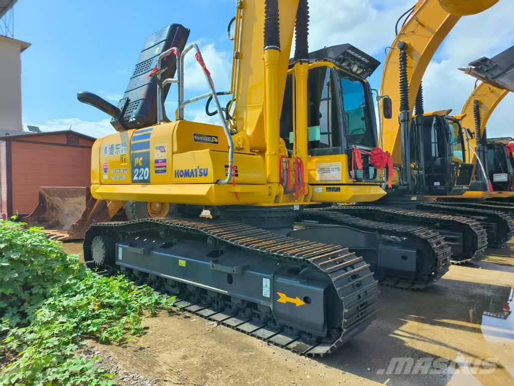 Komatsu PC 220-8 Excavadoras de cadenas