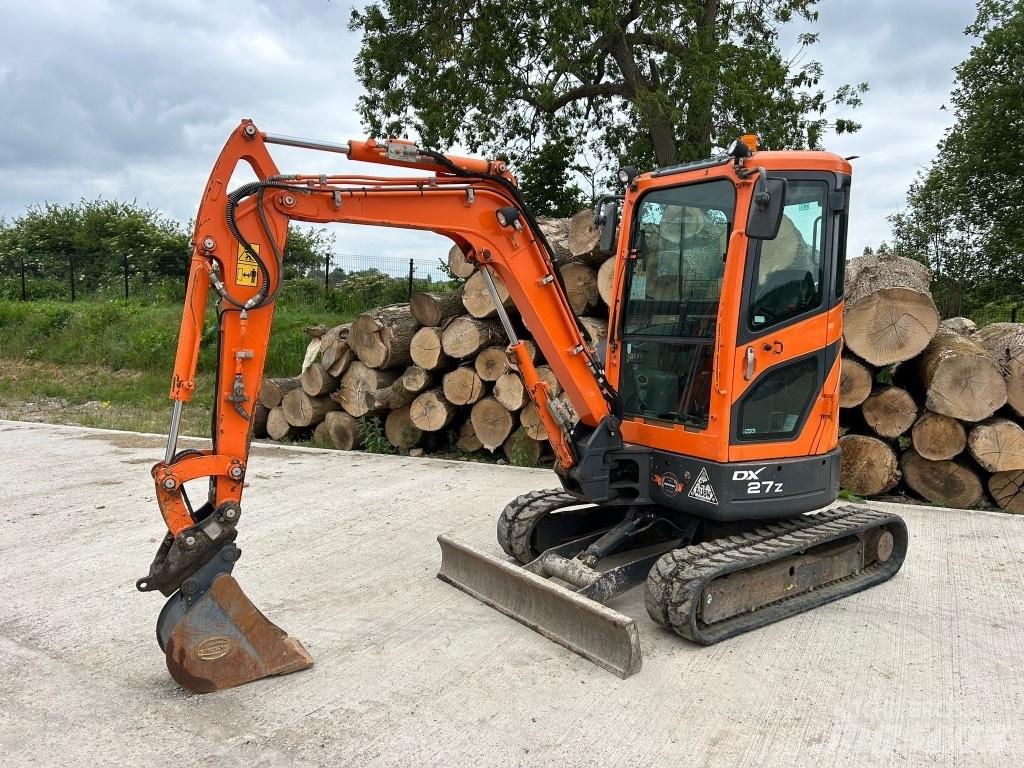 Doosan DX 27 Z Mini excavadoras < 7t