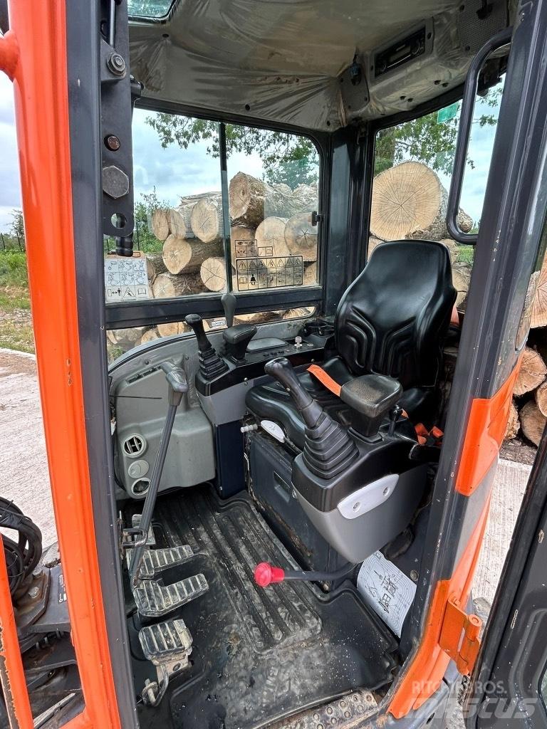 Doosan DX 27 Z Mini excavadoras < 7t