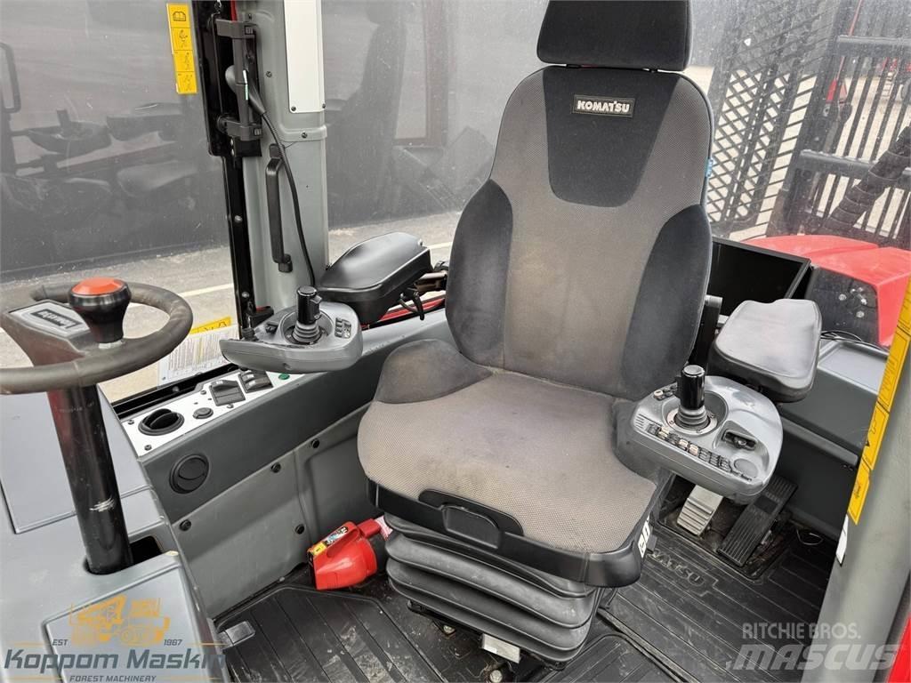 Komatsu 875 Autocargadoras