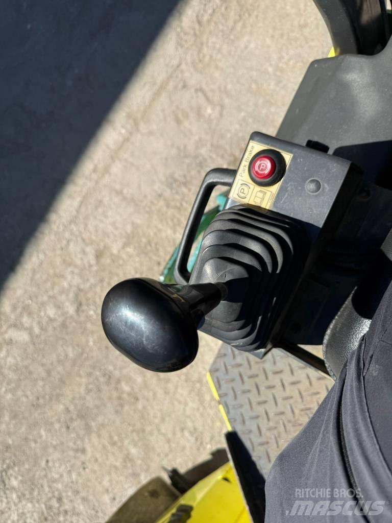 Ammann ARX 26 Rodillos de doble tambor