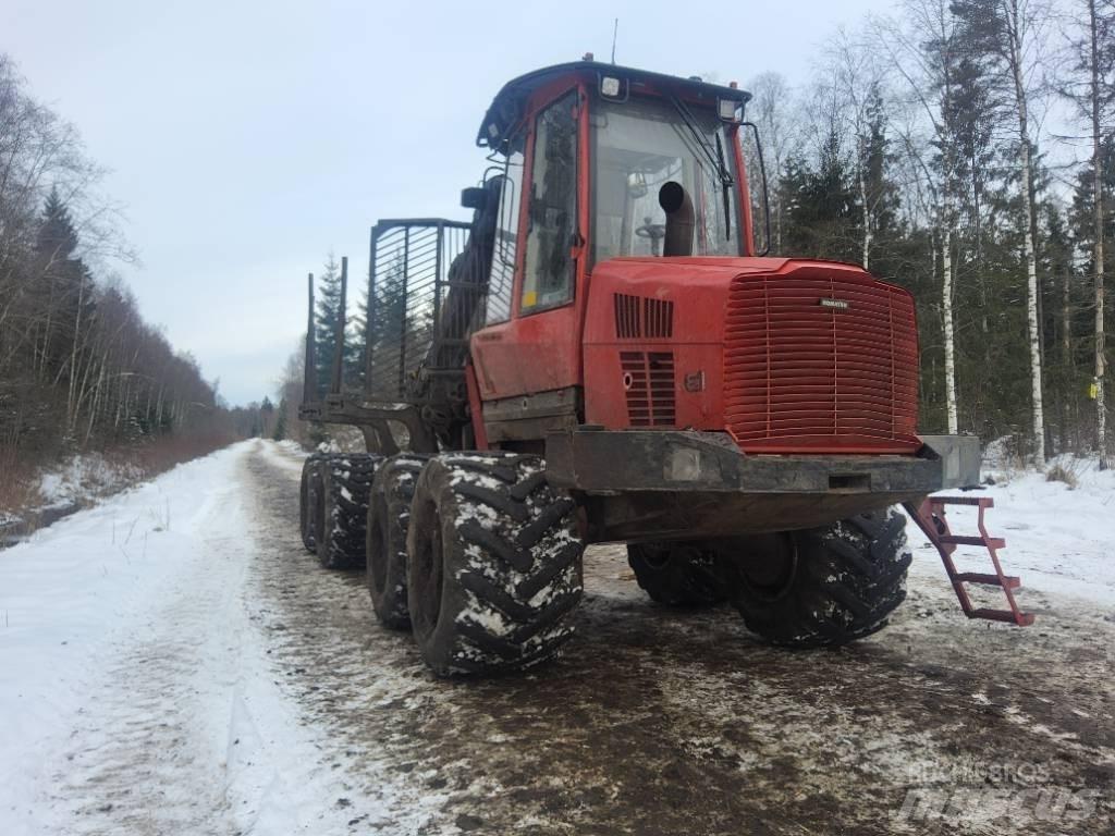 Komatsu 835 Autocargadoras