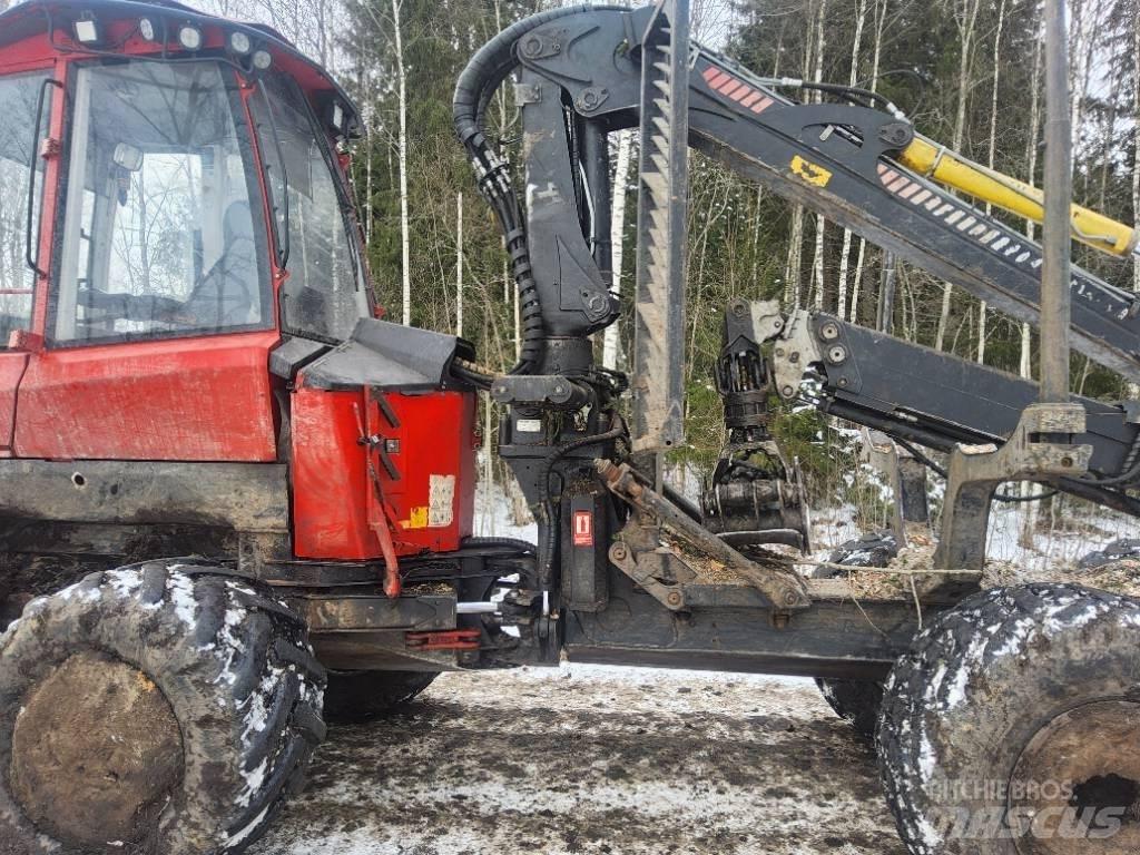 Komatsu 835 Autocargadoras