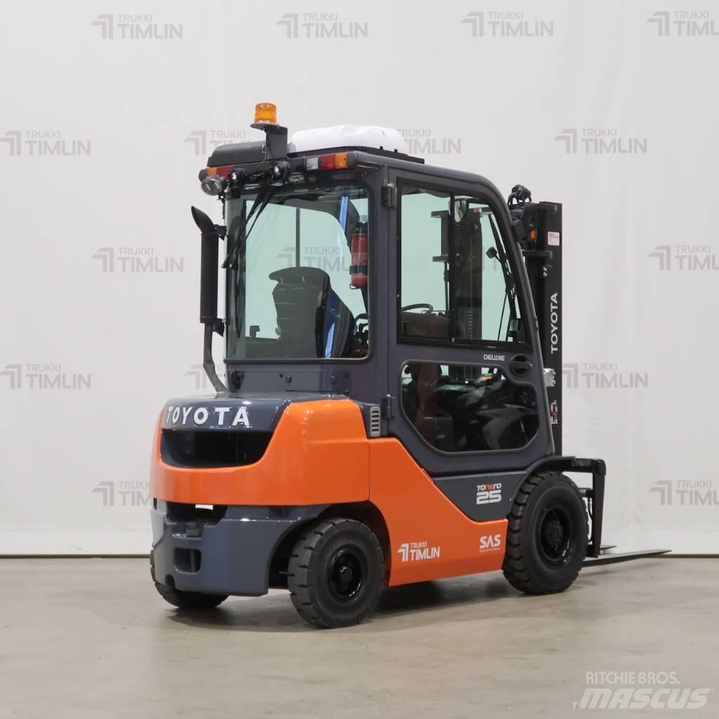 Toyota 52-8FDF25 Carretillas diesel
