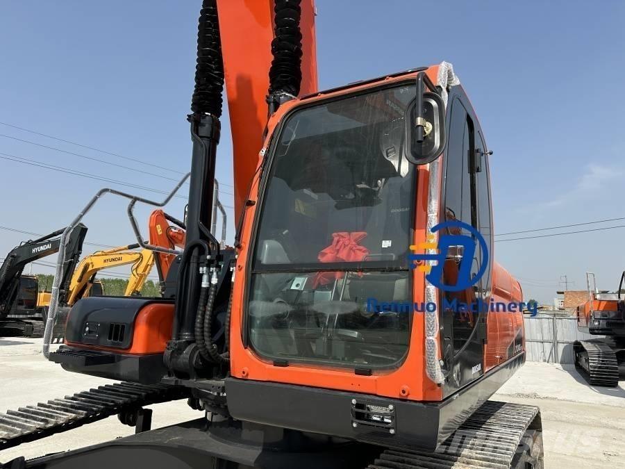 Doosan DX 340 Excavadoras de cadenas