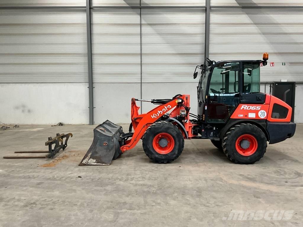 Kubota R 065 Cargadoras sobre ruedas