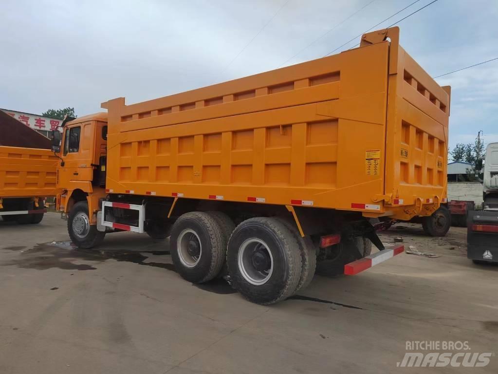 Shacman F 3000 Camiones bañeras basculantes o volquetes