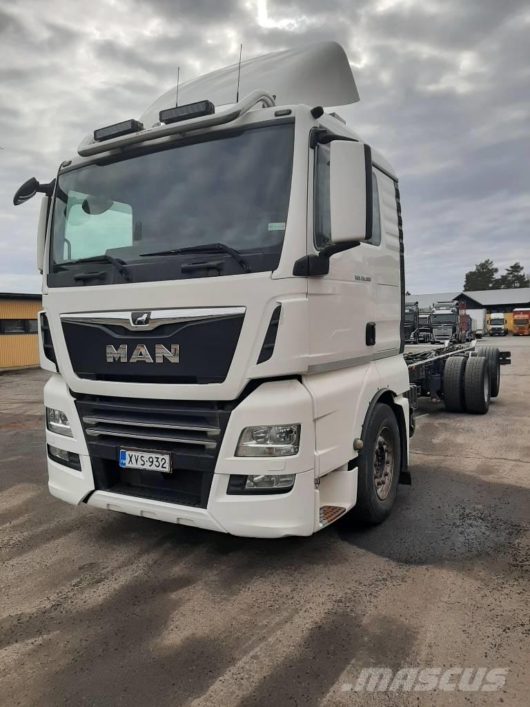 MAN TGX 26.500 Camiones chasis