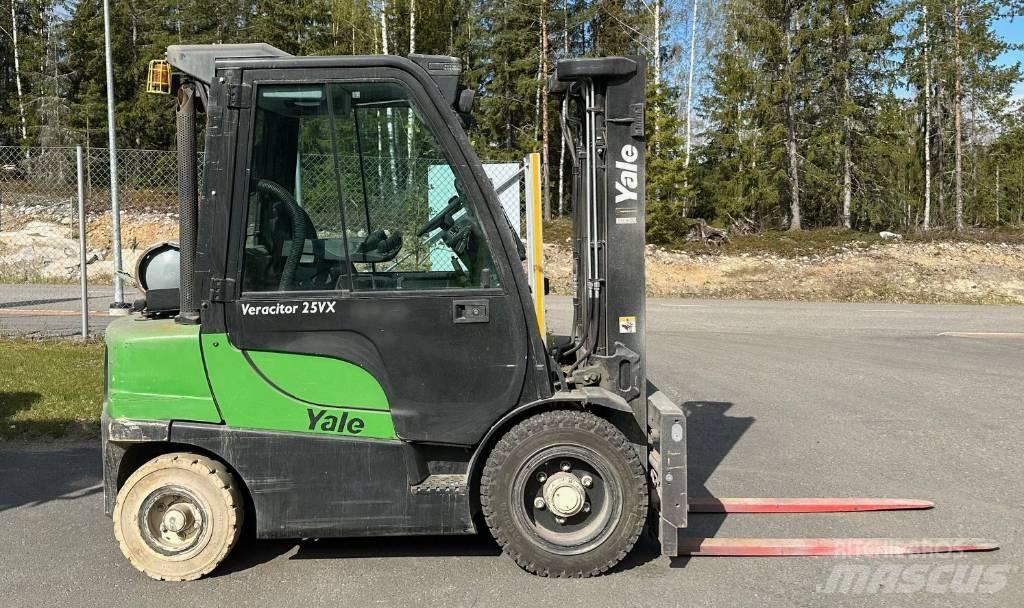 Yale GLP 25 VX Carretillas LPG