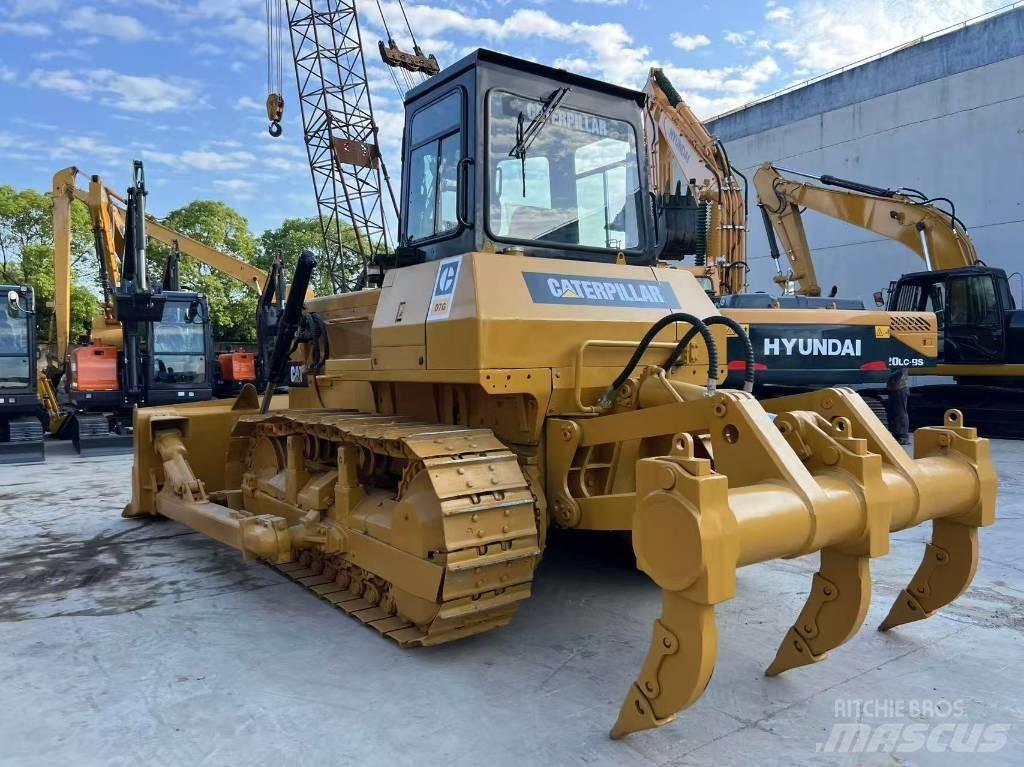 caterpilar D7G Buldozer sobre oruga