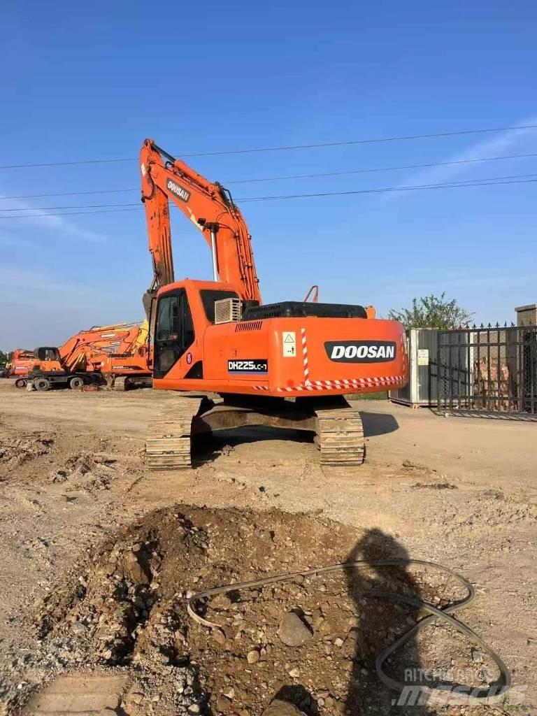 Doosan DH 225 LC-7 Excavadoras de cadenas