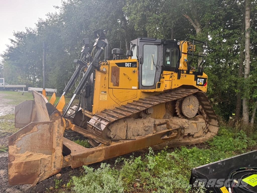 CAT D 6 T LGP Buldozer sobre oruga